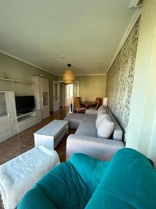 Playa De Berria -Apartamento Con Piscina Y Vistas Al Mar Santoña エクステリア 写真